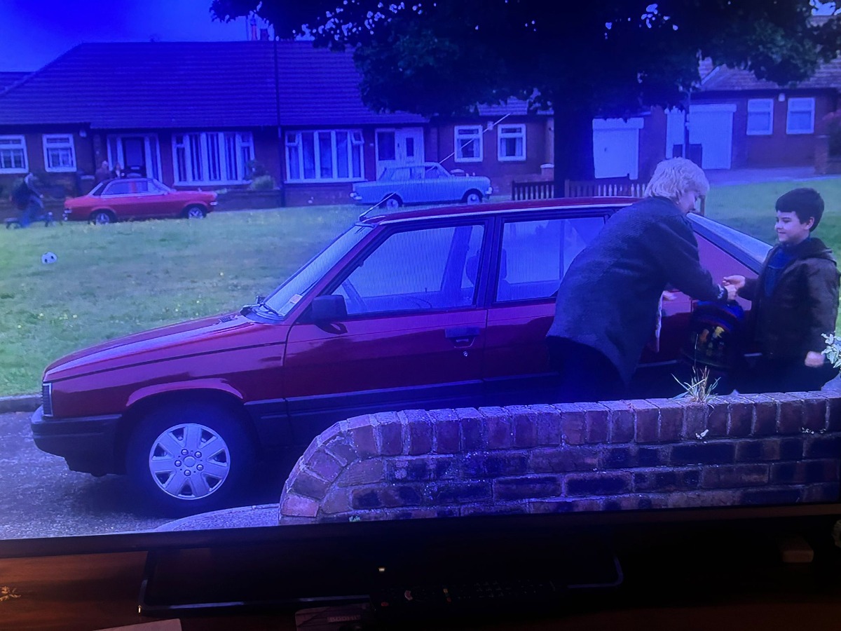 1984 Renault 11 Image 8